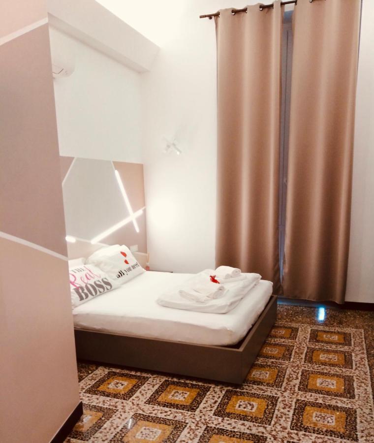 Apartamento Palazzo San Giorgio Génova Exterior foto